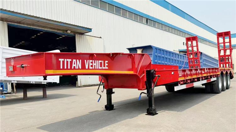Semi Remorque Portes Engin 3 Essieux Camion À Vendre In Congo