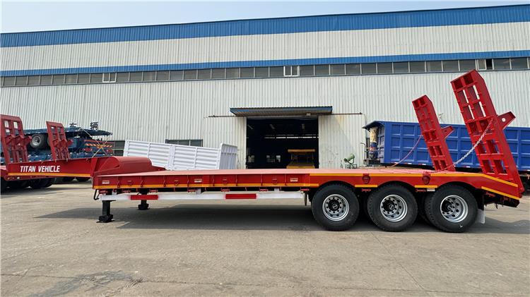 Semi Remorque Portes Engin 3 Essieux Camion À Vendre In Congo