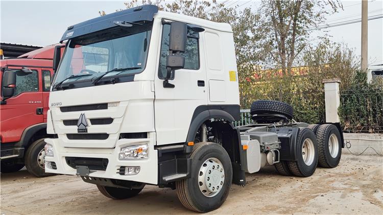 Cnhtc Sinotruk | Prix Camion Sinotruk Howo Tracteur Neuf À Vendre In Cameroun