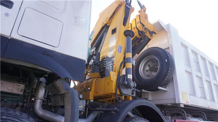 Camion Grue Howo À Vendre En Congo