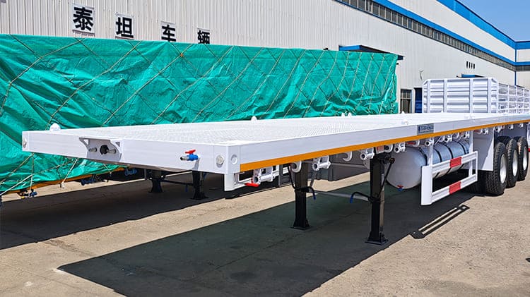 Remorque plateau 3 essieux de 12,2 m à vendre