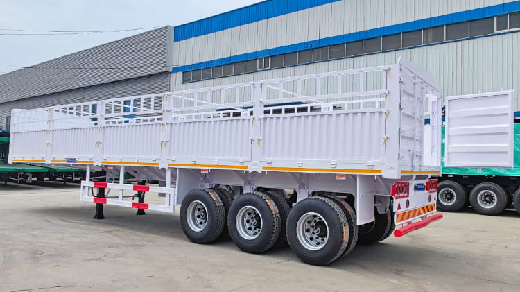 Remorque pour clôture 3 essieux à vendre