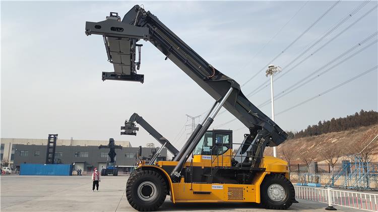 XCMG XCS4531k Reachstackers
