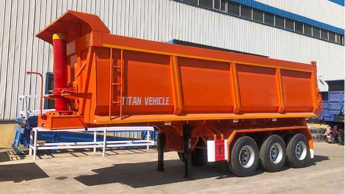 Remorque à benne basculante